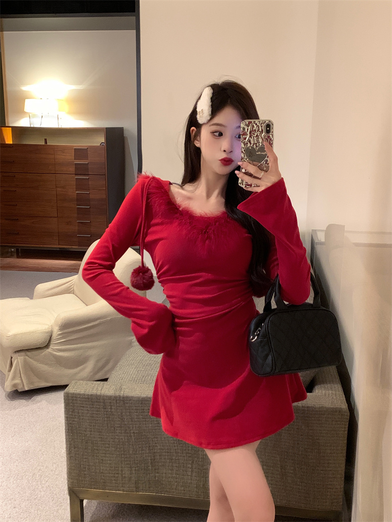 Women's Autumn Knit Bodycon Dress with Faux Fur Trim Hood and A-Line Pleats